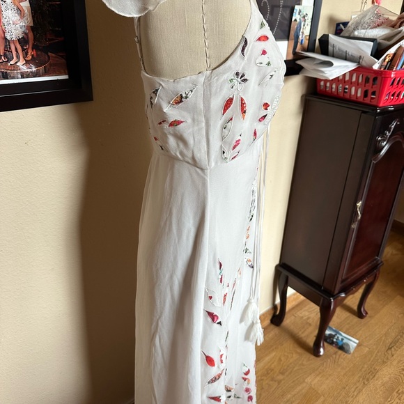Farm Rio by Anthropologie White Embroidered Floral Maxi Dress. Size 4 - Picture 8 of 15